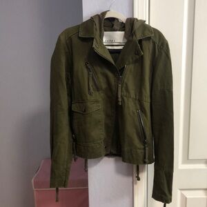 DOMA hooded jacket size L NWOT